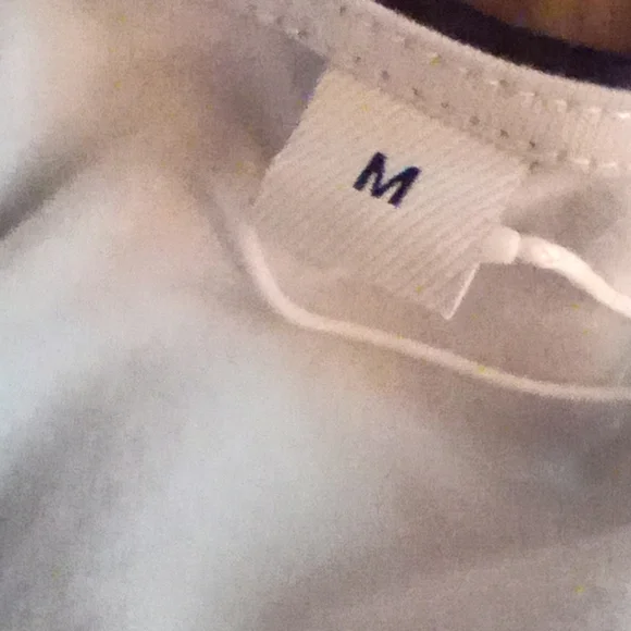 Made With Love Geometric Pattern Crossover Front V-Neck Blouse Top Size M - Picture 6 of 7